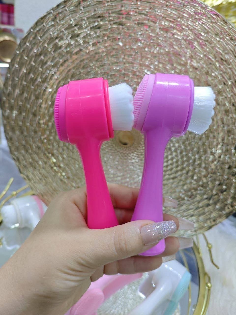 شاكوش تنظيف البشره